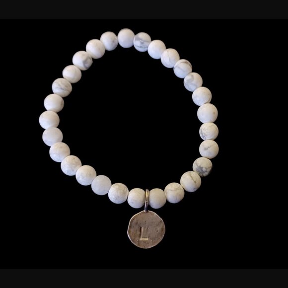 925 Sterling Silver Coin Initial L Howlite Stretch Bracelet Size Small-Medium - Picture 6 of 10